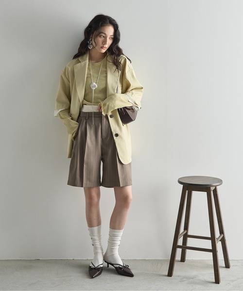 THE YOn(ザヨン)の「ダブルウエストストライプハーフパンツ(その他パンツ・レディース・レディッシュグレー/ナチュラル・S/M)」の6枚目の写真