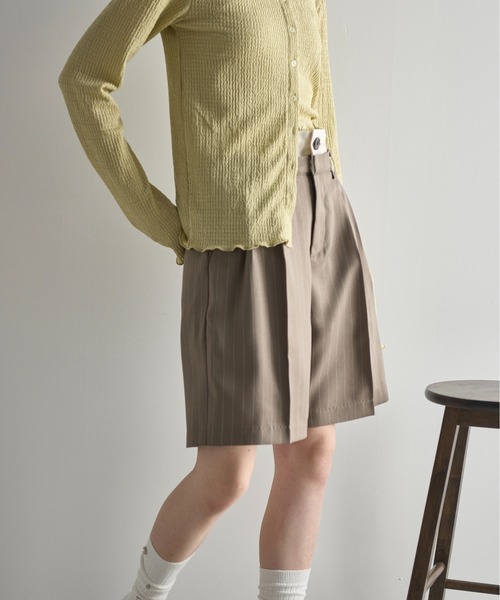 THE YOn(ザヨン)の「ダブルウエストストライプハーフパンツ(その他パンツ・レディース・レディッシュグレー/ナチュラル・S/M)」の12枚目の写真