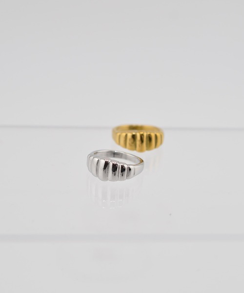 BROTHERHOOD(ブラザーフッド)の「【earyear】Ribbed Dome design peti Volume Ring(リング・レディース・シルバー/ゴールド・MEDIUM/LARGE)」の3枚目の写真