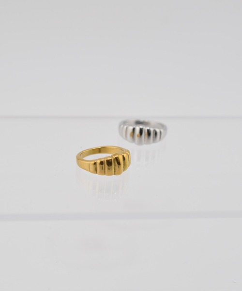 BROTHERHOOD(ブラザーフッド)の「【earyear】Ribbed Dome design peti Volume Ring(リング・レディース・シルバー/ゴールド・MEDIUM/LARGE)」の4枚目の写真