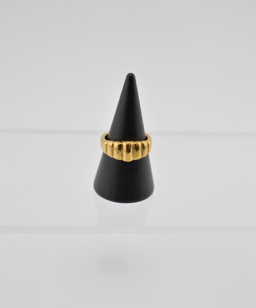 BROTHERHOOD(ブラザーフッド)の「【earyear】Ribbed Dome design peti Volume Ring(リング・レディース・シルバー/ゴールド・MEDIUM/LARGE)」の12枚目の写真