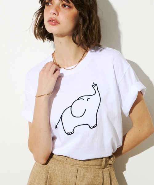 Unitage(ユニテージ)の「ゾウさん刺繍TEE(Tシャツ/カットソー・レディース・ベージュ/ホワイト/ネイビー・FREE)」の16枚目の写真
