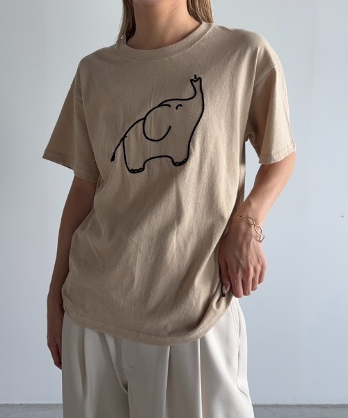 Unitage(ユニテージ)の「ゾウさん刺繍TEE(Tシャツ/カットソー・レディース・ベージュ/ホワイト/ネイビー・FREE)」の21枚目の写真