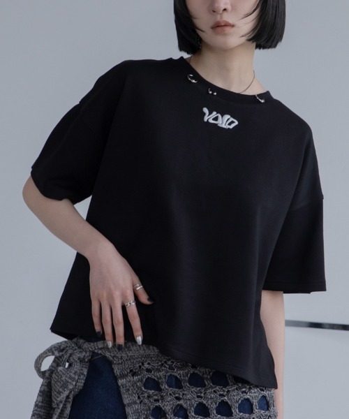 VACANCY(ヴァカンシー)の「ヴィンテージライクリングチャーム立体ロゴトップス(Tシャツ/カットソー・レディース・ブラック/ホワイト/グレー・FREE)」の3枚目の写真