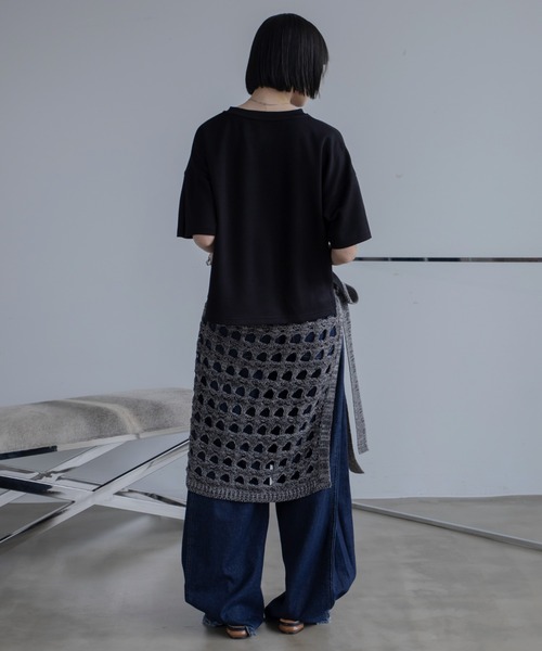 VACANCY(ヴァカンシー)の「ヴィンテージライクリングチャーム立体ロゴトップス(Tシャツ/カットソー・レディース・ブラック/ホワイト/グレー・FREE)」の22枚目の写真