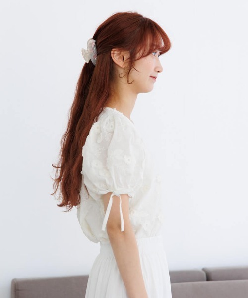 flower（フラワー）の「ブルームエンブロイダリートップ（シャツ/ブラウス・レディース・イエロー/ホワイト/グリーン/ピンク・FREE）」の5枚目の写真