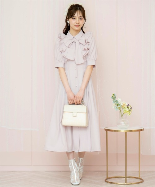 WILLSELECTION（ウィルセレクション）の「ラッフルリボンタイシャツワンピース（ワンピース・レディース・サックスブルー/ネイビー/イエロー/ブラック系その他/オフホワイト/ピンク/パープル/ブルー・FREE）」の8枚目の写真