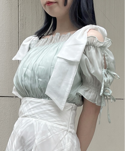abc une face（アーベーセーアンフェイス）の「袖リボンオフショルトップス（シャツ/ブラウス・レディース・ホワイト/ピンク/グレー/グリーン・FREE）」の13枚目の写真
