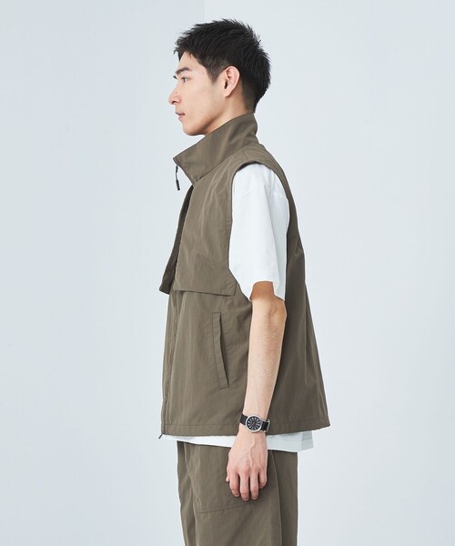 MARMOT(マーモット)の「【別注】<Marmot>GLR ユーティリティー ベスト(ベスト・メンズ・ダークグレー/ブラック・M/L)」の12枚目の写真