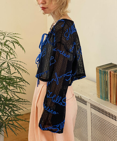 HELLO.SANFRANCISCO(ハローサンフランシスコ)の「【HELLO.SANFRANCISCO/ハローサンフランシスコ】2WAYロゴコード刺繍ボレロ(Tシャツ/カットソー・レディース・ブラック/オフホワイト/ピンク・ONE SIZE)」の20枚目の写真