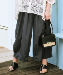 <大きいサイズ> ラインを拾わないスカート見え9分丈タックパンツ(ゆったりヒップ)