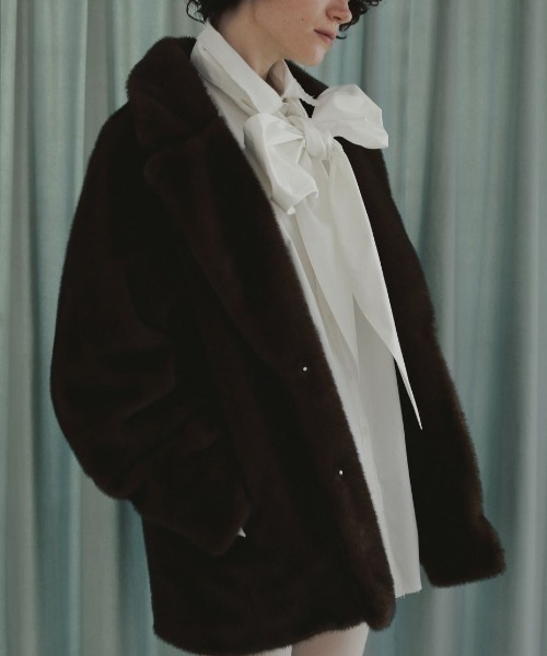 anuke（アンヌーク）の「anuke Collarless Shaggy Coat 62420004