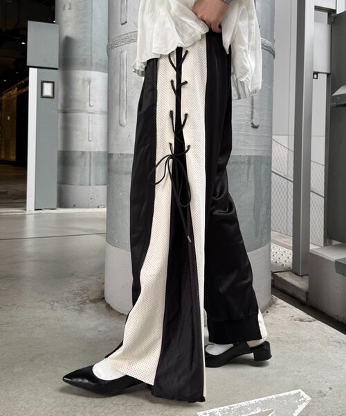 etsinta（エシンタ）の「etsintaレースアップバルーンパンツ（その他パンツ・レディース・ブラック/ネイビー・SMALL/MEDIUM）」の6枚目の写真