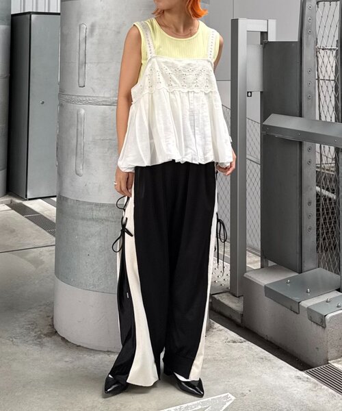 etsinta（エシンタ）の「etsintaレースアップバルーンパンツ（その他パンツ・レディース・ブラック/ネイビー・SMALL/MEDIUM）」の8枚目の写真