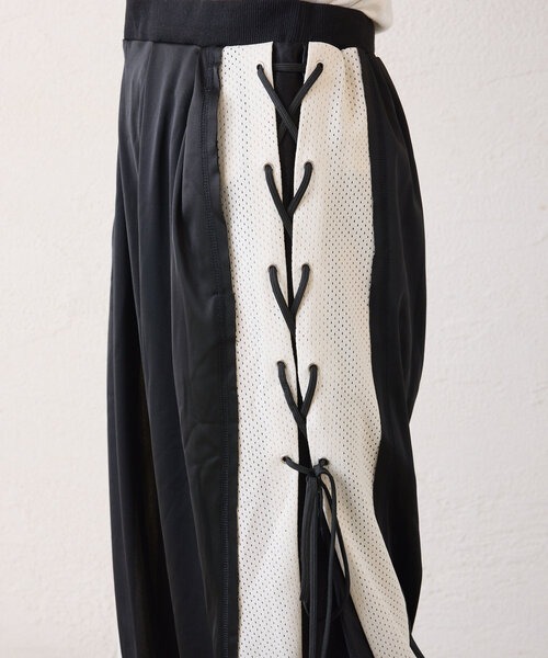 etsinta（エシンタ）の「etsintaレースアップバルーンパンツ（その他パンツ・レディース・ブラック/ネイビー・SMALL/MEDIUM）」の18枚目の写真