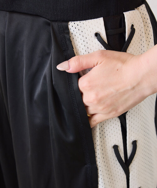 etsinta（エシンタ）の「etsintaレースアップバルーンパンツ（その他パンツ・レディース・ブラック/ネイビー・SMALL/MEDIUM）」の19枚目の写真