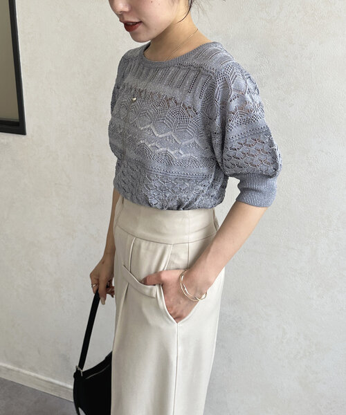 Thevon(ゼボン)の「ラメ透かしボートネック5分袖ニット(ニット/セーター・レディース・グレイッシュベージュ/ブルー/ブラウン・FREE)」の8枚目の写真