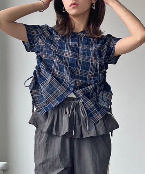Jewelobe(ジュエローブ)の「サイドドロストフーディーコンパクトチェックシャツ(シャツ/ブラウス・レディース・ネイビー/グリーン/ベージュ・FREE)」の16枚目の写真