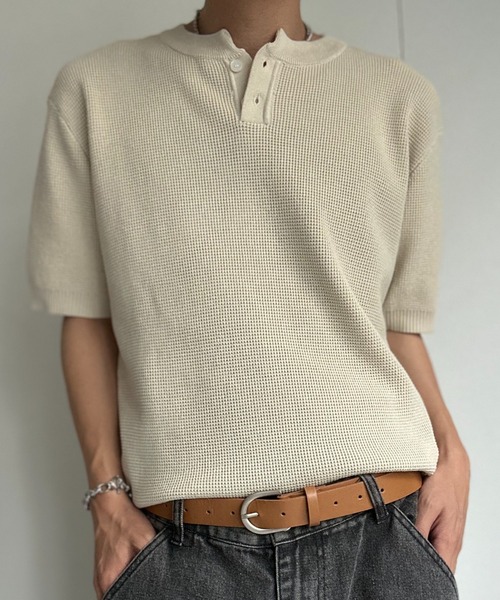 CREARE -LINO-（クレアーレリノ）の「ヘンリーネックニットトップス（ニット/セーター・メンズ・グリーン/キャメル/アイボリー/ブラック・MEDIUM/LARGE）」の18枚目の写真