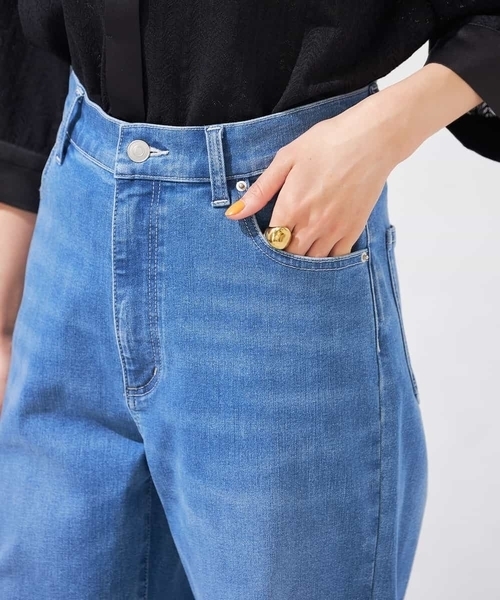 a.v.v（アーヴェヴェ）の「【接触冷感/ストレッチ】デニムストレートパンツ（デニムパンツ・レディース・ライトグレー/ブルー・40/36/34/38/42）」の7枚目の写真