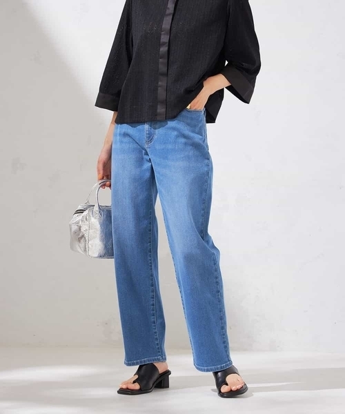 a.v.v（アーヴェヴェ）の「【接触冷感/ストレッチ】デニムストレートパンツ（デニムパンツ・レディース・ライトグレー/ブルー・40/36/34/38/42）」の11枚目の写真