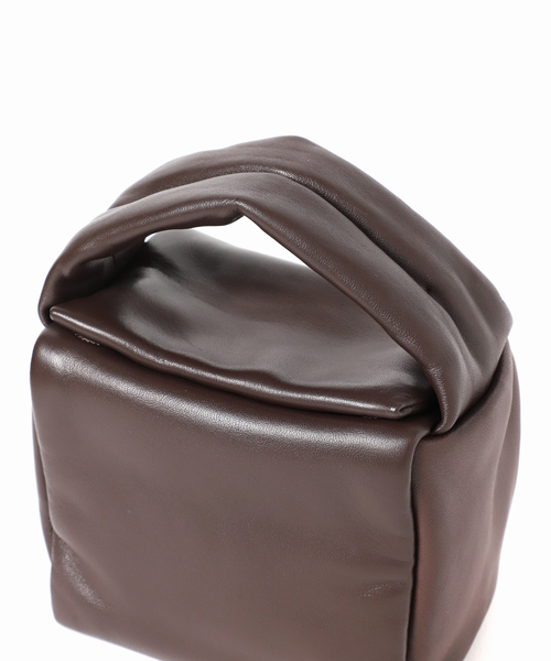 journal standard L'essage(ジャーナルスタンダードレサージュ)の「【Bucket Baggage/バケットバゲージ】Puff Cube Small:ハンドバッグ(ハンドバッグ・レディース・ブラウン・FREE)」の5枚目の写真