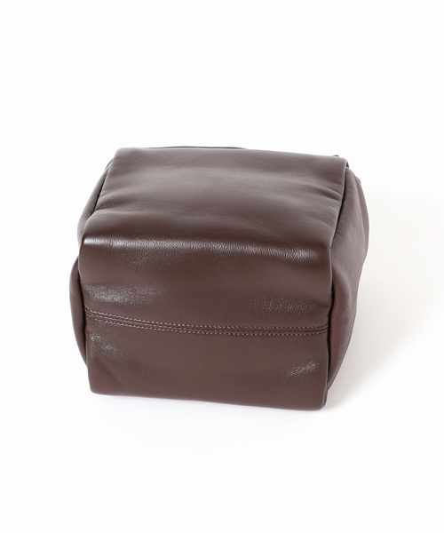 journal standard L'essage(ジャーナルスタンダードレサージュ)の「【Bucket Baggage/バケットバゲージ】Puff Cube Small:ハンドバッグ(ハンドバッグ・レディース・ブラウン・FREE)」の8枚目の写真