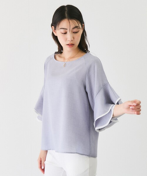 Jayro(ジャイロ)の「フレアー配色パイピング袖ブラウス(シャツ/ブラウス・レディース・ベージュ/ブラック/サックスブルー・M)」の5枚目の写真