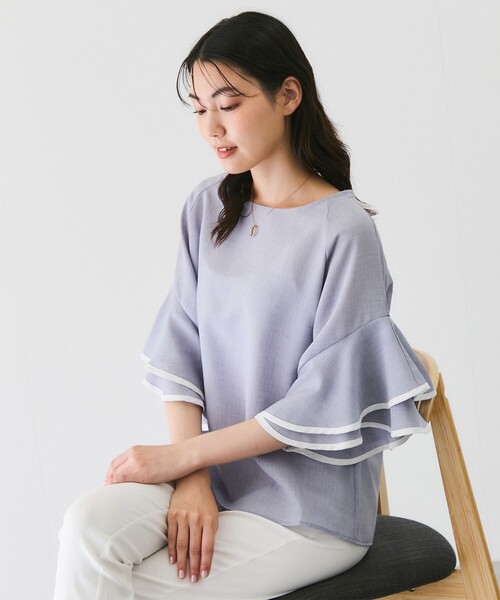 Jayro(ジャイロ)の「フレアー配色パイピング袖ブラウス(シャツ/ブラウス・レディース・ベージュ/ブラック/サックスブルー・M)」の7枚目の写真
