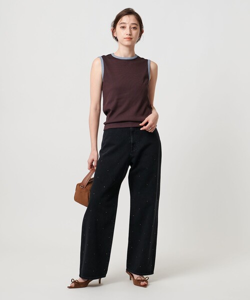 UNITED ARROWS（ユナイテッドアローズ）の「リブバイカラーパイピング ノースリーブカットソー（Tシャツ/カットソー・レディース・オフホワイト/ダークブラウン/ワイン/ブラック/ダークグレー・FREE）」の21枚目の写真