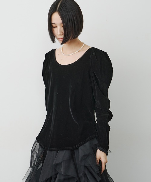 LA BELLE ETUDE（ラベルエチュード）の「シアーベロアパフギャザーTOPS（Tシャツ/カットソー・レディース・チャコールグレー/ブラック/ブラウン・FREE）」の19枚目の写真