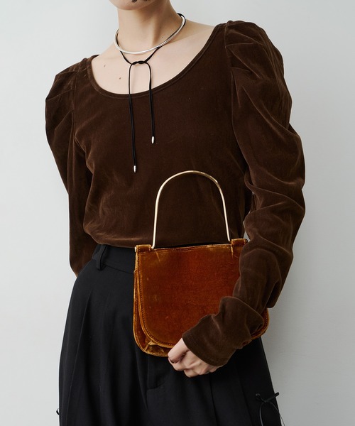 LA BELLE ETUDE（ラベルエチュード）の「シアーベロアパフギャザーTOPS（Tシャツ/カットソー・レディース・チャコールグレー/ブラック/ブラウン・FREE）」の7枚目の写真