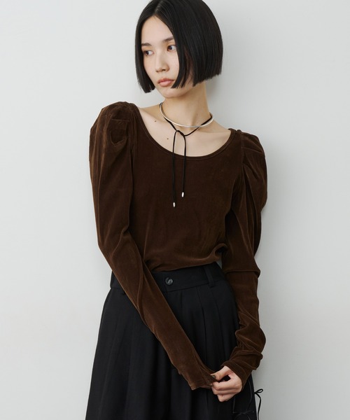 LA BELLE ETUDE（ラベルエチュード）の「シアーベロアパフギャザーTOPS（Tシャツ/カットソー・レディース・チャコールグレー/ブラック/ブラウン・FREE）」の8枚目の写真