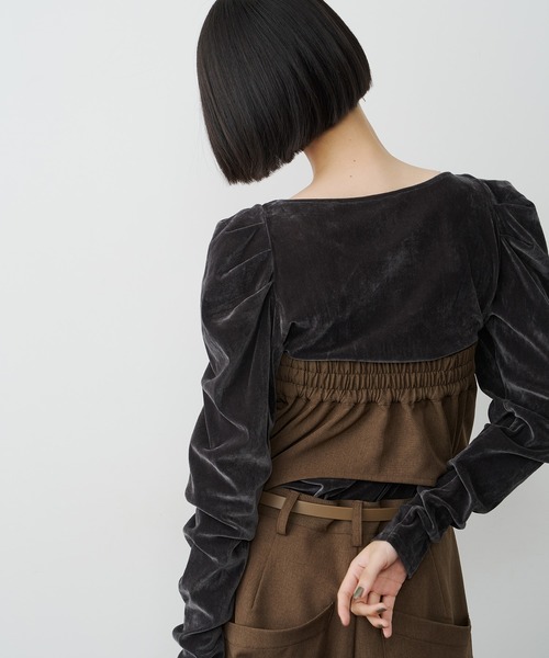 LA BELLE ETUDE(ラベルエチュード)の「シアーベロアパフギャザーTOPS(Tシャツ/カットソー・レディース・チャコールグレー/ブラック/ブラウン・FREE/1/0)」の21枚目の写真