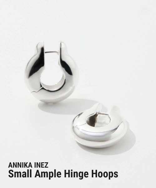 ANNIKA INEZ（アニカイネズ）の「ANNIKA INEZ Ample Hinge Hoops, Lrg アニカ イネズ アンプル ヒンジ フープピアス（ピアス（両耳用）・レディース・シルバー・FREE）」の2枚目の写真