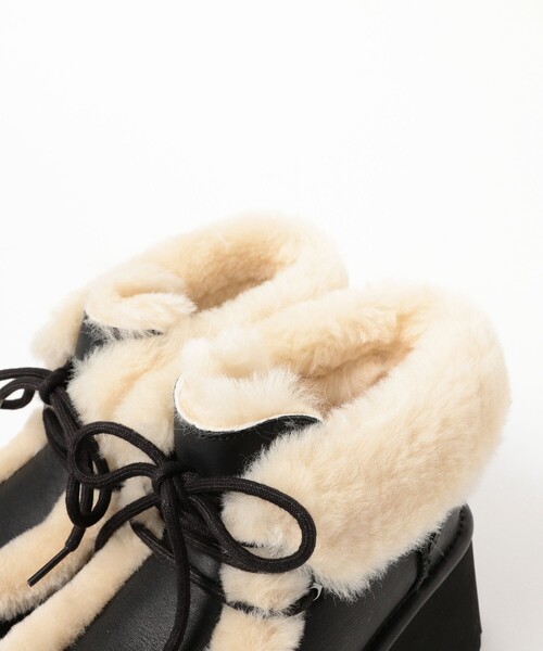 UGG(アグ)の「UGG(R) / ESMEE LEATHER LACE UP(ブーツ・レディース・ブラック・6/7/8)」の5枚目の写真