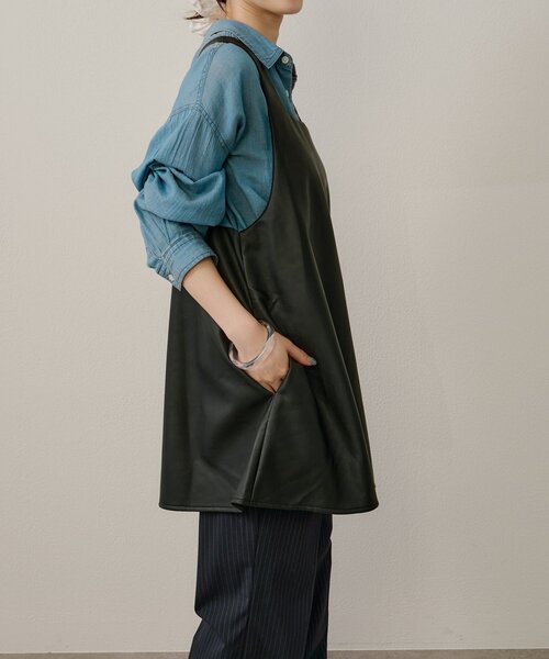 Omekashi（オメカシ）の「フェイクレザースクエアミニジャンスカ（ワンピース・レディース・ブラック/モカ・38/36）」の9枚目の写真