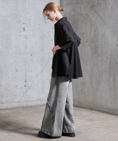 SERACE（セラス）の「【SERACE】Vintage design fringe zip wide flare denim pants / ヴィンテージデザインフリンジジップワイドフレアデニムパンツ（デニムパンツ・メンズ・ブラック/サックスブルー/ライトグレー/ホワイト・L/M/S）」の18枚目の写真