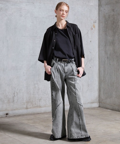SERACE（セラス）の「【SERACE】Vintage design fringe zip wide flare denim pants / ヴィンテージデザインフリンジジップワイドフレアデニムパンツ（デニムパンツ・メンズ・ブラック/サックスブルー/ライトグレー/ホワイト・L/M/S）」の17枚目の写真