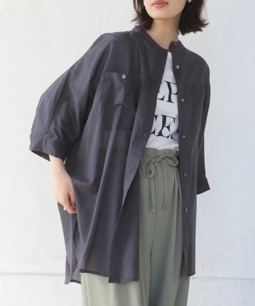 Bou Jeloud(ブージュルード)の「ボイルBIGポケットチュニック(シャツ/ブラウス・レディース・チャコールグレー/ベージュ/ラベンダー/ピンク・38)」の2枚目の写真