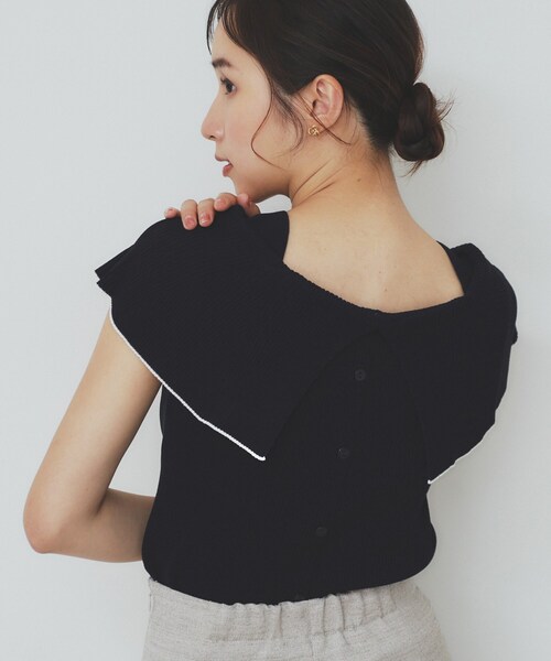 index(インデックス)の「前後2wayオフショルビッグカラーニット【洗濯機洗い可/抗ピル】(ニット/セーター・レディース・ネイビー系5/ホワイト系5/ベージュ系その他7/パープル系1・36/38/40)」の3枚目の写真