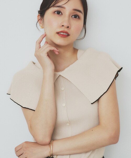 index(インデックス)の「前後2wayオフショルビッグカラーニット【洗濯機洗い可/抗ピル】(ニット/セーター・レディース・ネイビー系5/ホワイト系5/ベージュ系その他7/パープル系1・36/38/40)」の2枚目の写真