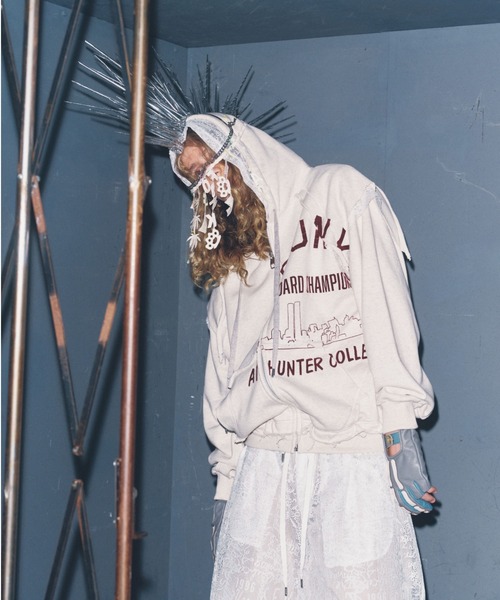 SEVESKIG(セヴシグ)の「SEVESKIG/セブシグ/HOODIE_SW-SV-NRS-1001(パーカー・メンズ・オフホワイト・SMALL/MEDIUM/LARGE/X-LARGE)」の9枚目の写真
