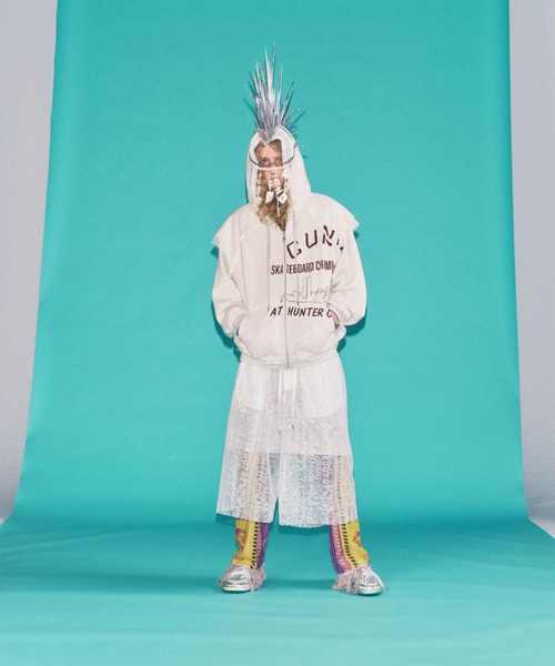 SEVESKIG(セヴシグ)の「SEVESKIG/セブシグ/HOODIE_SW-SV-NRS-1001(パーカー・メンズ・オフホワイト・SMALL/MEDIUM/LARGE/X-LARGE)」の11枚目の写真