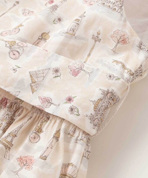 BeBe（ベベ）の「【お揃い】リバティタナローン(PARIS POSTCARD)リボンベルトワンピース（ワンピース・キッズ・ベージュ系その他・120cm/150cm/140cm/130cm）」の19枚目の写真