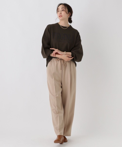 Elura(エルーラ)の「<WEB限定カラーあり>毛玉しらずロゴプルオーバー/571787(Tシャツ/カットソー・レディース・ダークブラウン/グリーン/ネイビー/ブラック/グレイッシュベージュ・FREE)」の21枚目の写真