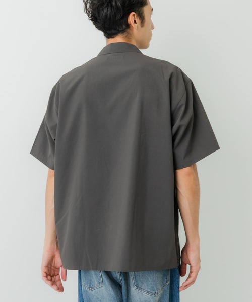 URBAN RESEARCH（アーバンリサーチ）の「BROAD FUNCTION SHIRTS（シャツ/ブラウス・メンズ・ブラック/ホワイト/ブラウン/チャコールグレー・MEDIUM/LARGE）」の13枚目の写真