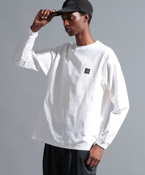 NUMERALS（ヌメラルズ）の「【NUMERALS】ワンポイントロングスリーブTEE（Tシャツ/カットソー・メンズ・ネイビー/オフホワイト/ブラック・MEDIUM/LARGE）」の2枚目の写真