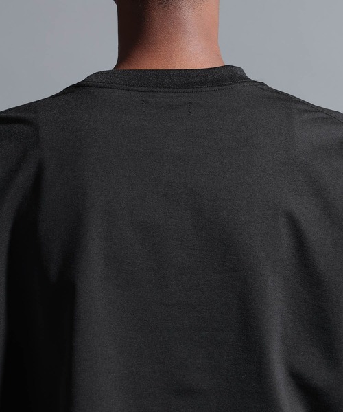 NUMERALS（ヌメラルズ）の「【NUMERALS】ワンポイントロングスリーブTEE（Tシャツ/カットソー・メンズ・ネイビー/オフホワイト/ブラック・MEDIUM/LARGE）」の21枚目の写真