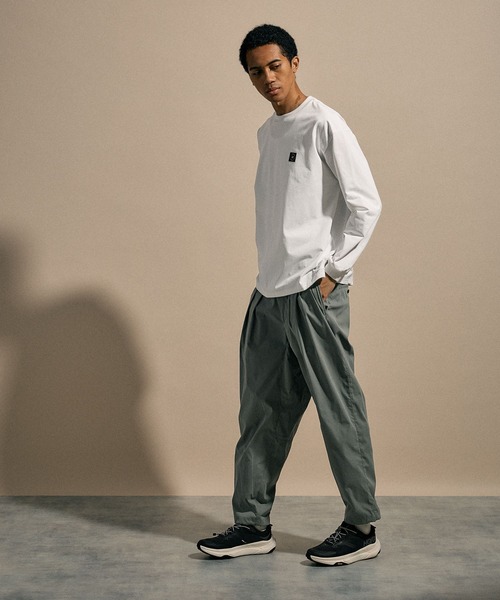 NUMERALS(ヌメラルズ)の「【NUMERALS】ワンポイントロングスリーブTEE(Tシャツ/カットソー・メンズ・ネイビー/オフホワイト/ブラック/グレー・MEDIUM/LARGE)」の21枚目の写真
